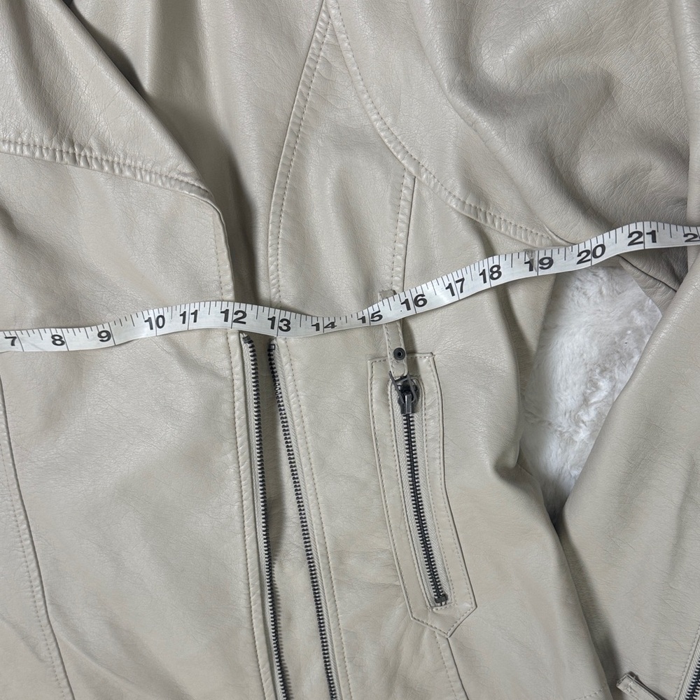 Max Studio Light Tan Leather Jacket - Picture 7 of 8